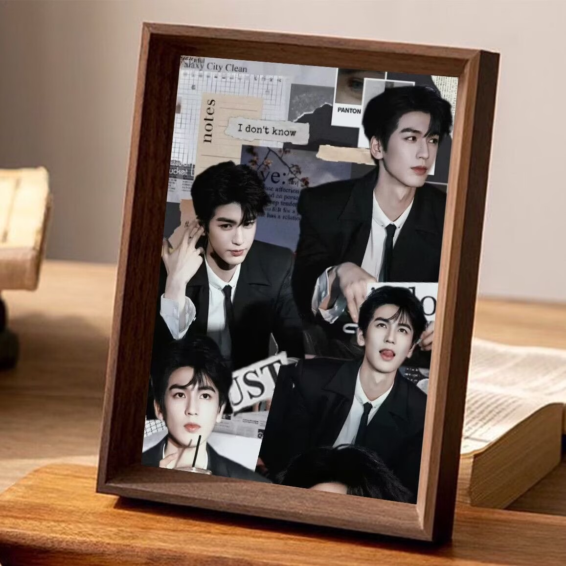 Anime Merchandise Gift - Zhang Linghe fan merchandise, including photo